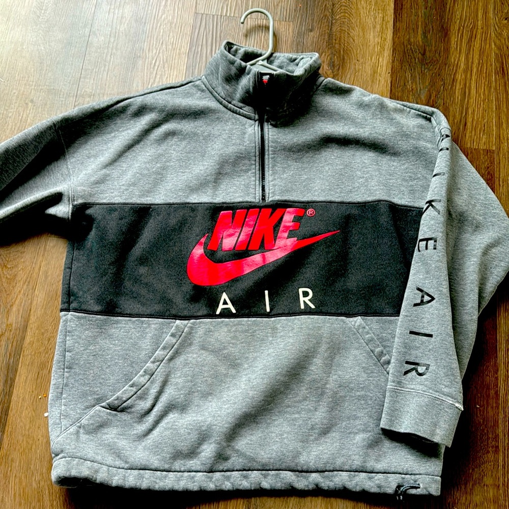 Men’s Nike half zip hoodie size XL